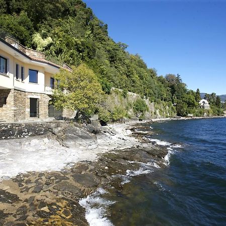 Villa Camelia แวร์บาเนีย ภายนอก รูปภาพ