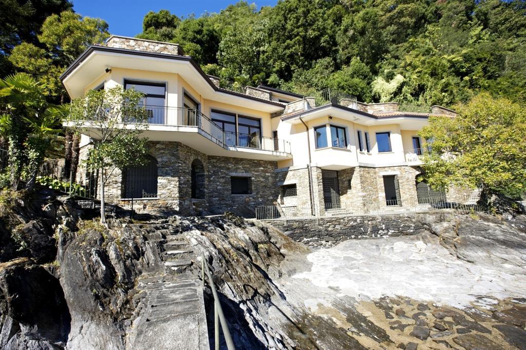 Villa Camelia แวร์บาเนีย ภายนอก รูปภาพ
