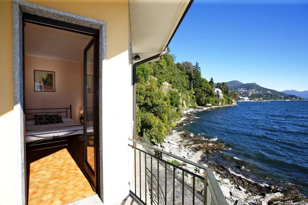 Villa Camelia แวร์บาเนีย ภายนอก รูปภาพ